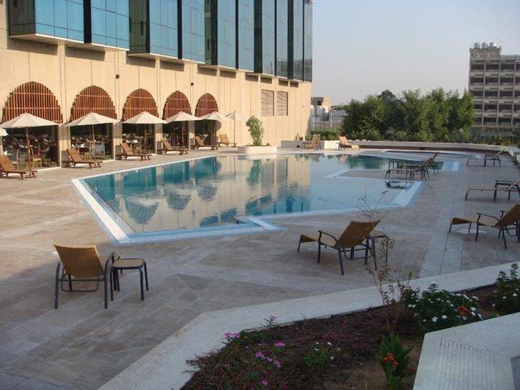 Basra International Hotel Экстерьер фото