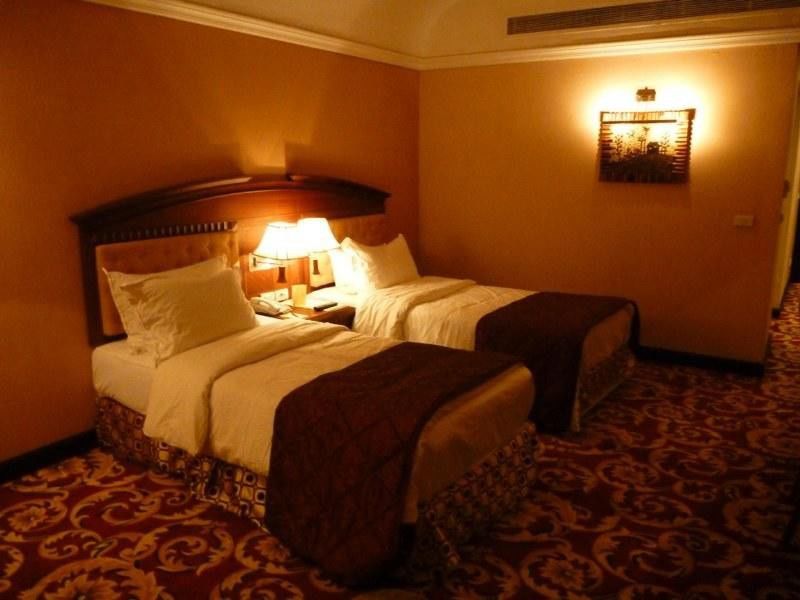 Basra International Hotel Экстерьер фото