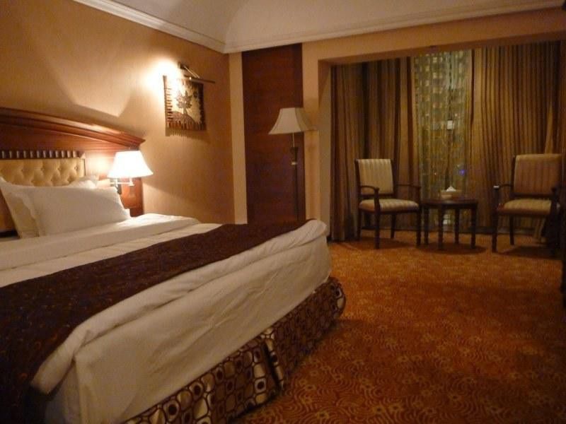 Basra International Hotel Экстерьер фото